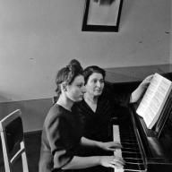 1949 թ․ Երաժշտական դպրոցում